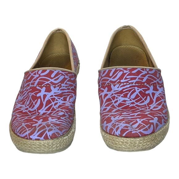 Dansko Jute Pro Clogs Blue Red Animal Print Slip Resistant Size 36/US 5.5 - Picture 1 of 7